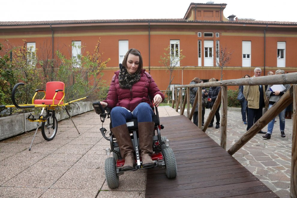 A Bologna una scuola guida per chi è affetto da disabilità motoria