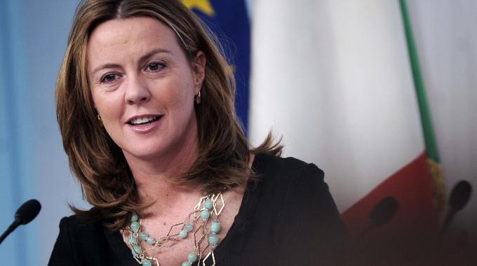 Lorenzin: ” Nel 2016 seimila assunzioni di medici e infermieri”