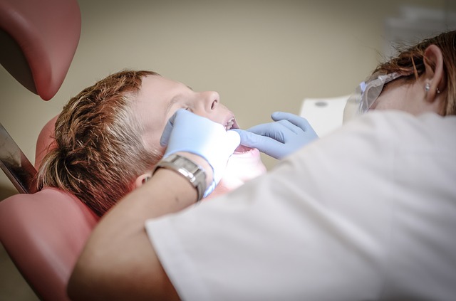 Il dentista? Un bolognese su tre rinuncia alle cure