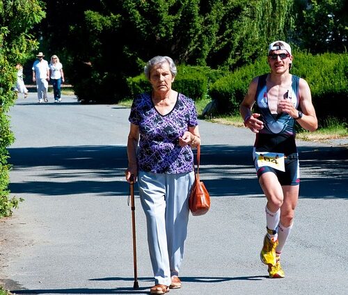 Cervello più giovane di 10 anni per gli over 65 che praticano sport