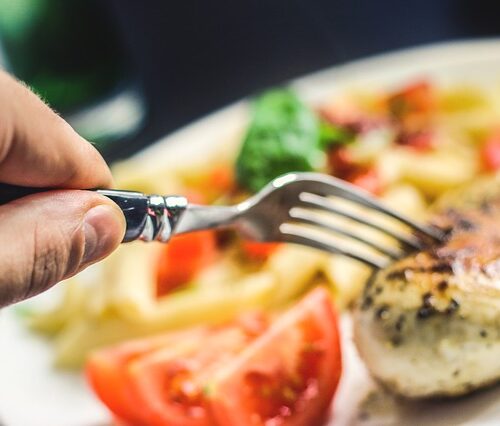 Carne rossa e tumori. L’Associazione industriali delle carni: rischi infondati in Italia