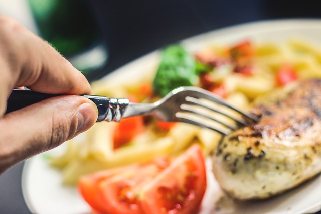 Carne rossa e tumori. L’Associazione industriali delle carni: rischi infondati in Italia