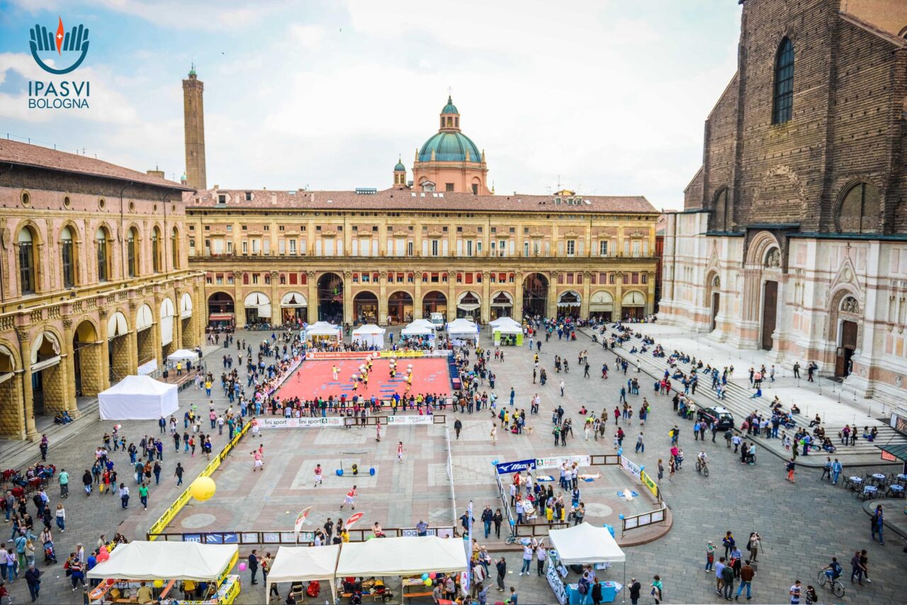 #StraBologna2016. Le foto degli infermieri in Piazza Maggiore!