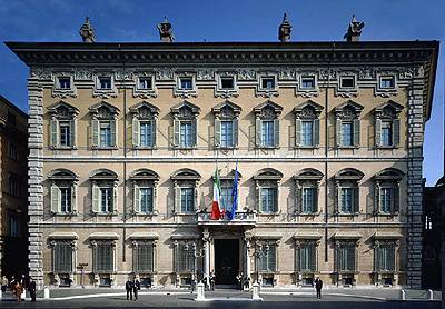 Ddl Lorenzin: l’Aula del Senato lo approva. Il testo passa alla Camera