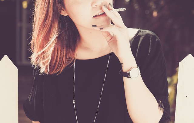 Fumo, fino al 90% dei tumori è attribuito alle sigarette. In aumento tra le donne