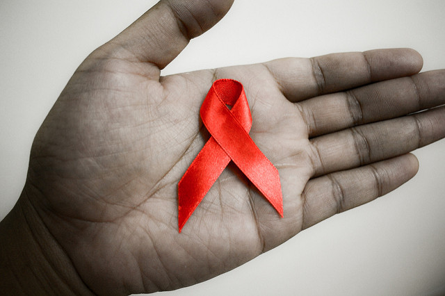 HIV, 1 italiano su 2 non sa cosa sia