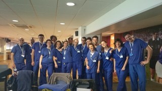 Gruppo di infermieri italiani in servizio al Watford General Hospital