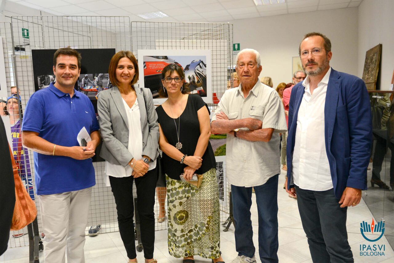 Da sn, Pietro Giurdanella Presidente del Collegio IpasviBo, Chiara Gibertoni Direttore Generale Ausl Bo, Roberta Toschi Consigliera Ipasvibo, Franco Brizzi Presidente ANTR, Giannantonio Barbieri avvocato