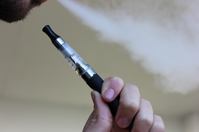 Istituto Tumori di Aviano: “Ok alle sigarette elettroniche per smettere di fumare”
