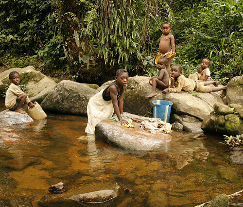 Minori. Unicef: “Ogni anno 300mila bambini muoiono per scarsità di acqua”