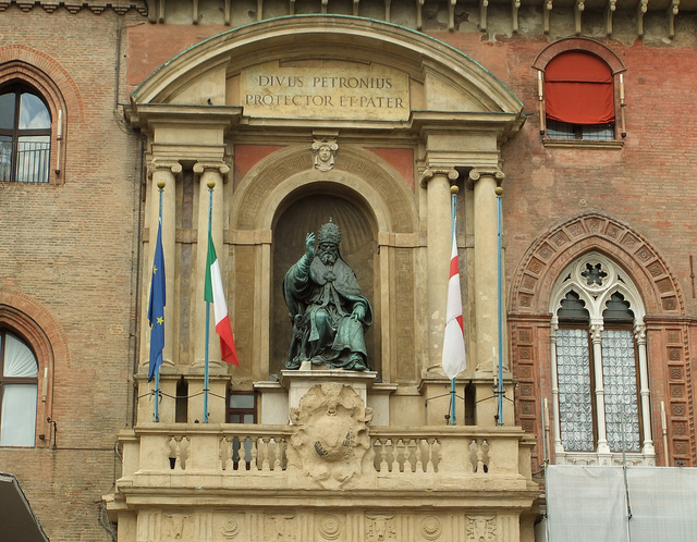 Terremoto. Comune di Bologna stoppa raccolte aiuti “fai da te”