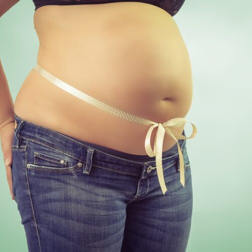 In gravidanza ridurre zuccheri e grassi, influenzano metabolismo nascituro