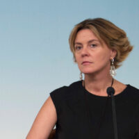 Lorenzin: "Puntare su politiche del personale. E' in grande sofferenza"