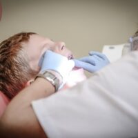 Il dentista a bambini e ragazzi? Lo passa la Regione Emilia Romagna