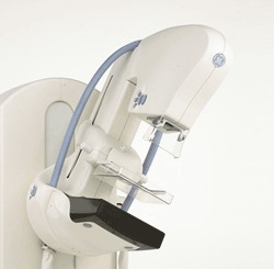Ausl Imola. Inaugurato un super mammografo digitale 3D