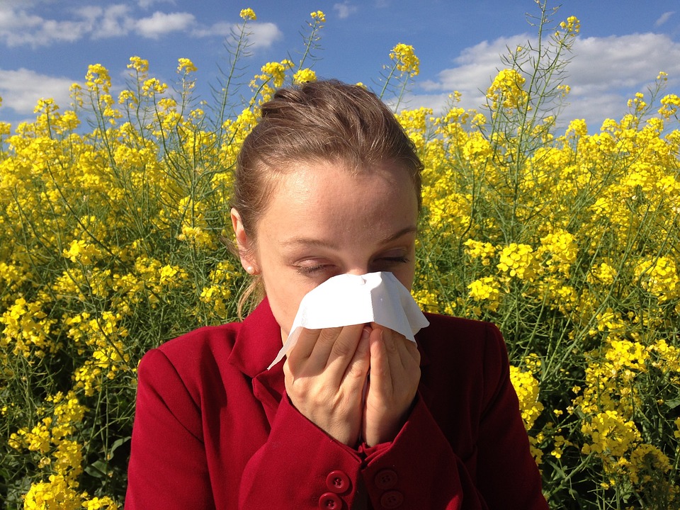 Un italiano su due crede di essere allergico