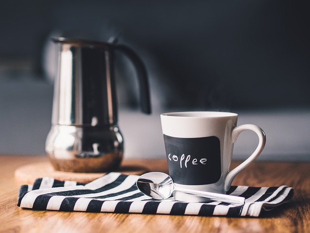 Contro la demenza tre caffè al giorno