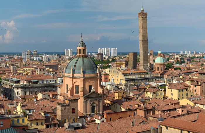 Bologna. Piano assunzioni 2017, 110 assunzioni tra cui 60 infermieri