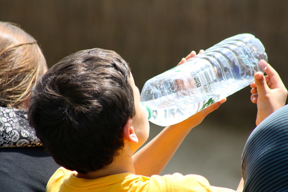 Ricerca GFK: in Italia genitori poco attenti idratazione bimbi