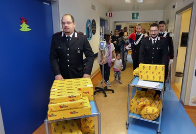 I Carabinieri in visita alla Pediatria dell’Ist. Scienze Neurologiche di Bologna