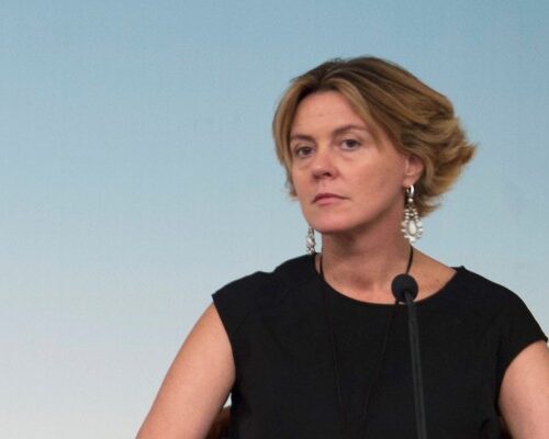 Lorenzin: “Sblocco assunzioni, LEA, Legge su nuovi Ordini e Responsabilità”