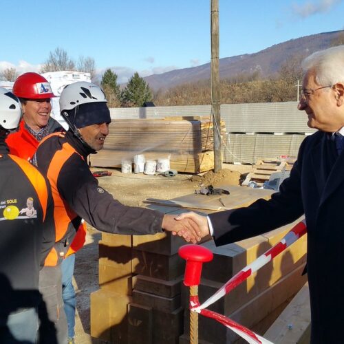 Mattarella ad Amatrice: “Abbiate fiducia nel futuro”