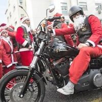 Babbo Natale arriva in moto. All'Umberto I