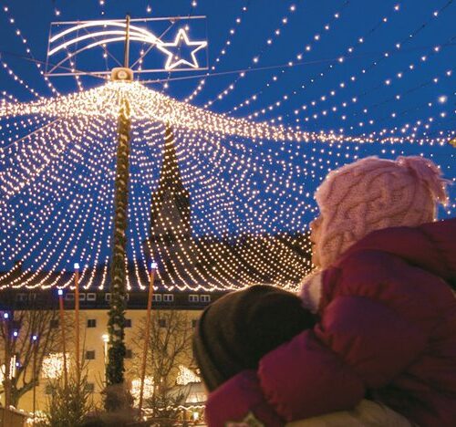 Natale, consumi in calo per il pranzo e regali solo (o quasi) ai bambini