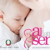 Allattamento al seno, un gesto d'amore