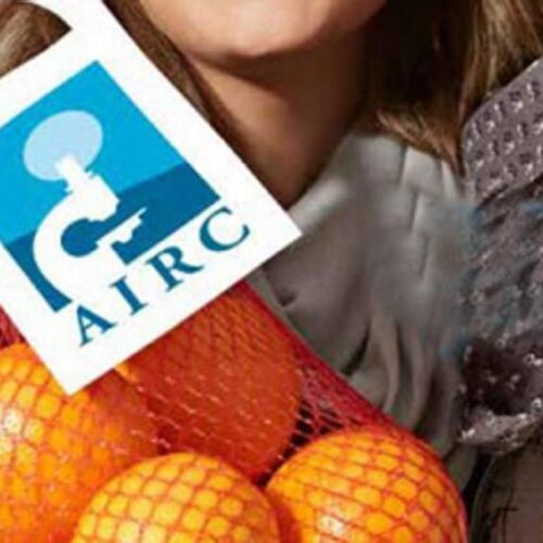 Airc in piazza: “Contro il cancro via le sigarette, tanta frutta e attività fisica”