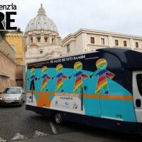 Inizia a Roma il viaggio del camper Osa a sostegno degli anziani