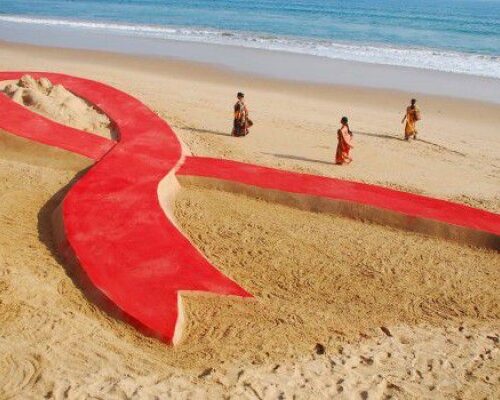 Hiv, come invecchiare «in compagnia» del virus