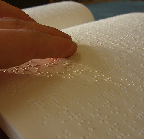 Opuscolo in Braille da Ipasvi Carbonia Iglesias