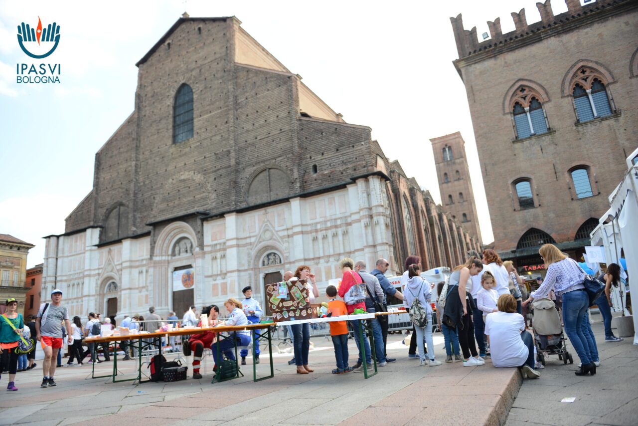 Gli Infermieri alla StraBologna2017. Le foto!