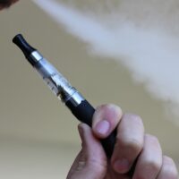 Ricerca Ateneo Bologna: “Sigaretta elettronica può uccidere”
