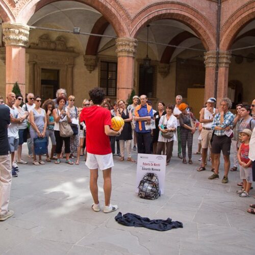 Successo per i narratori del 2 agosto, 10.000 cittadini hanno assistito alle performance