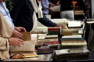 Libri, la classifica delle città in cui si legge di più: medaglia d’oro a Milano