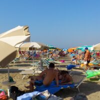 Ferragosto, Cna Balneatori: “Ombrelloni presi d’assalto, è record”