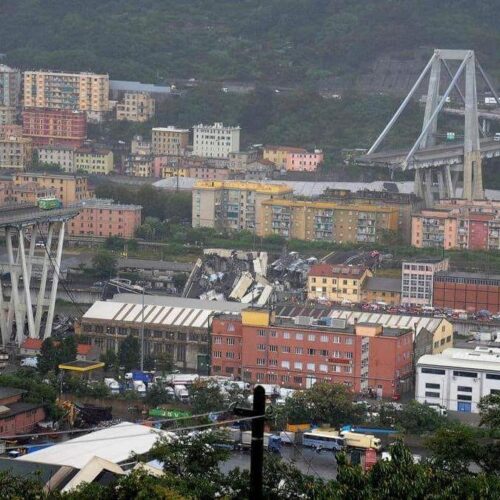 Crollo Genova, il cordoglio degli infermieri bolognesi