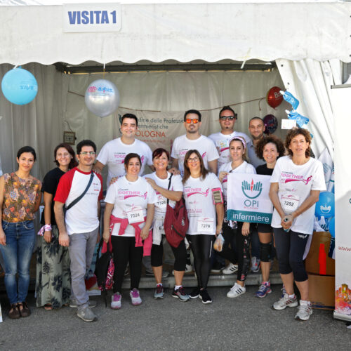 Race for the Cure, infermieri, ostetriche, fisioterapisti e tsrm corrono insieme per la prevenzione