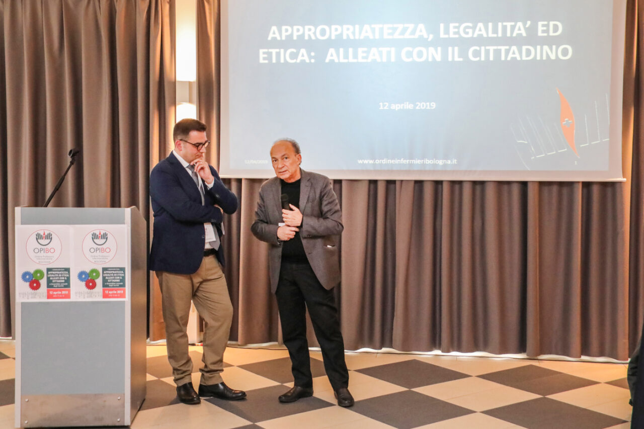 Savoia Hotel Regency, Bologna. 12/04/2019. Seminario ECM Opi Bologna: “Appropriatezza, legalità ed etica: alleati con i cittadini” e Assemblea annuale degli iscritti. SALUTI DELLE AUTORITÀ. Sergio Venturi Assessore alle Politiche per la salute – Regione Emilia – Romagna. Giuliano Barigazzi Presidente della Conferenza Territoriale Sociale e Sanitaria Metropolitana di Bologna. Marco Centola Comandante Rep.Operativo Comando Provinciale Carabinieri). Archivio OPI - foto di Andrea Samaritani