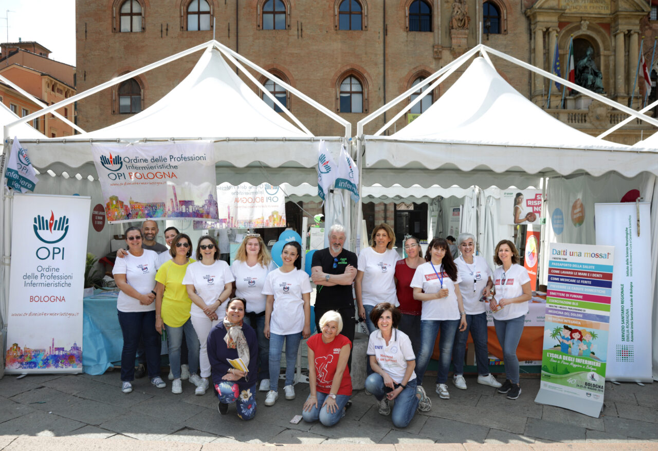 Strabologna, infermieri in piazza per la salute