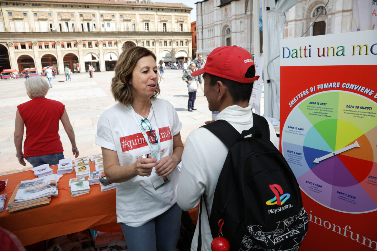 BOLOGNA, 24/05/2019. PIAZZA MAGGIORE. STRABOLOGNA. STAND OPI ORDINE PROFESSIONI INFERMIERISTICHE E STAND AZIENDA USL. FOTO PAOLO RIGHI