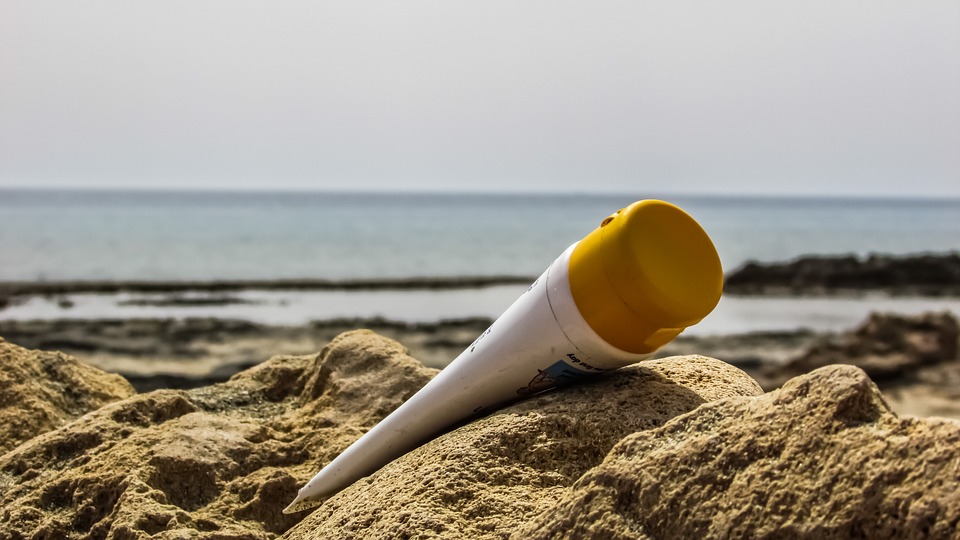 Creme solari nemiche del mare, rilasciano metalli e nutrienti inorganici