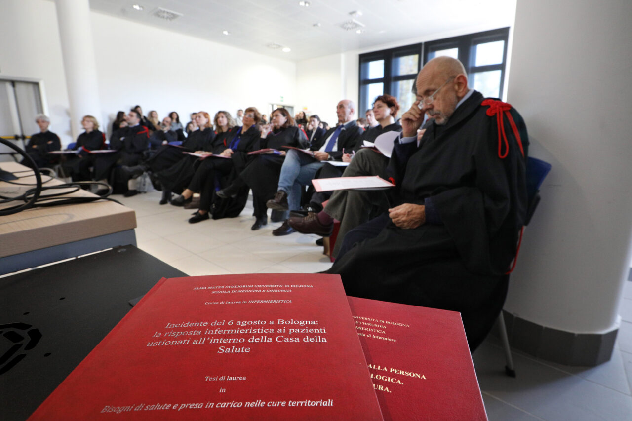 Bologna, 18/11/2019. Alma Mater Studiorum, Università di Bologna. Aule Navile. Scuola di Medicina e Chirurgia. Sessione di laurea del Corso di Laurea in Infermieristica. Foto Paolo Righi